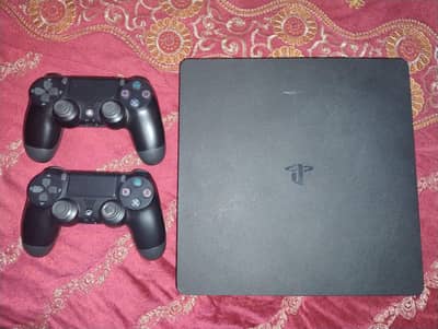 SONY PS4 slim 500GB with two new controlers