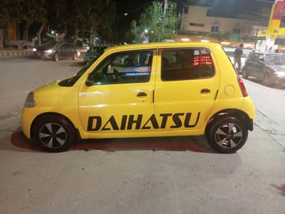 Daihatsu Esse