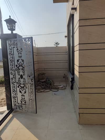 5 Marla Brand New House For Sale Prime Location Paragon City