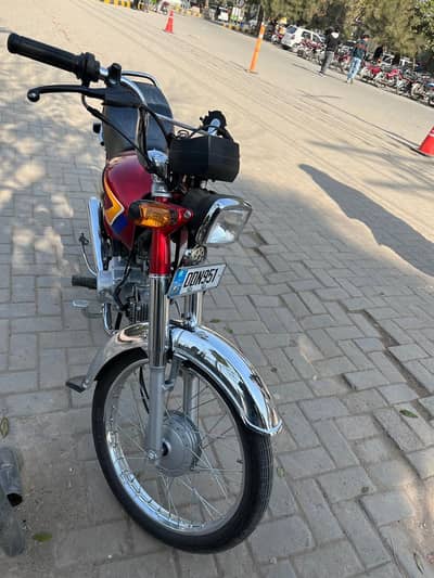 Honda cd 70  model 2025