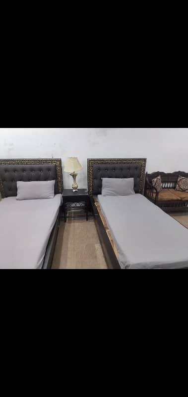 Furnish room for female in psic society near lums dha lhr