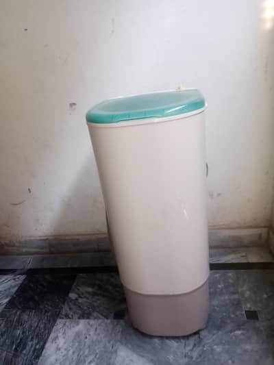 Haier spinner and dryer 10/10 condition for sell