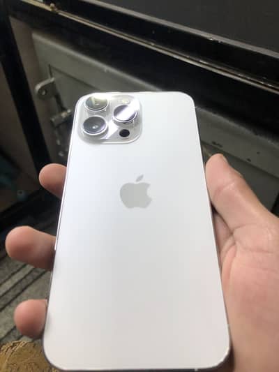 Iphone 14 pro max 128 factory unlock  bh 80 read discription