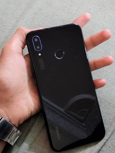 Mobile phone huawie 4/128 full orignal