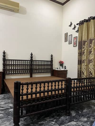 Good condition pure wooden bed