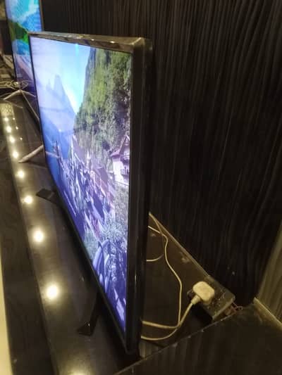 43 Inch LG Smart LED TV available on reasonable price