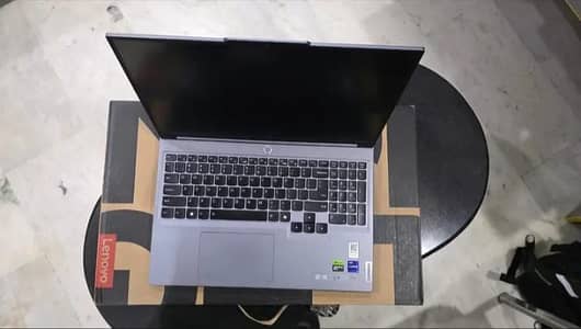 Lenovo legion 5i RTX 5060