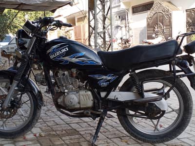 SUZUKI GS 150 SE 2019 MODEL IN GOOD CONDITION
