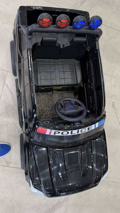 Kids jeep car new condition