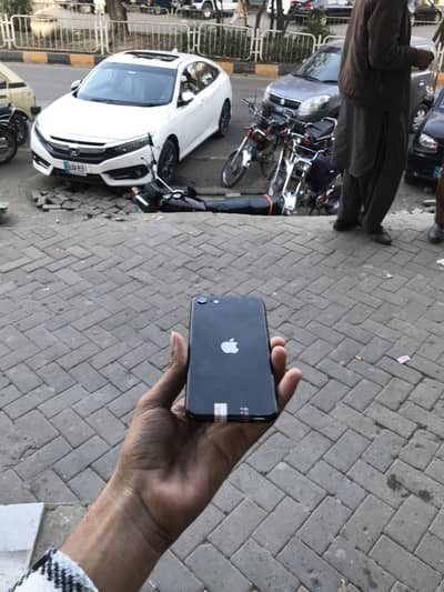 iPhone SE (battery health-90) 64Gb