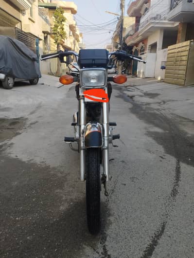 Honda 125 self start good condition