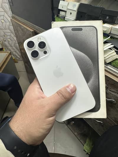 Iphone 15 pro max factory unlock 256gb