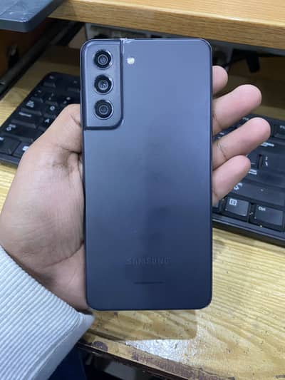 Samsung s21 fe non pta . . . . exchange with iphone 13,14 nonpta possible