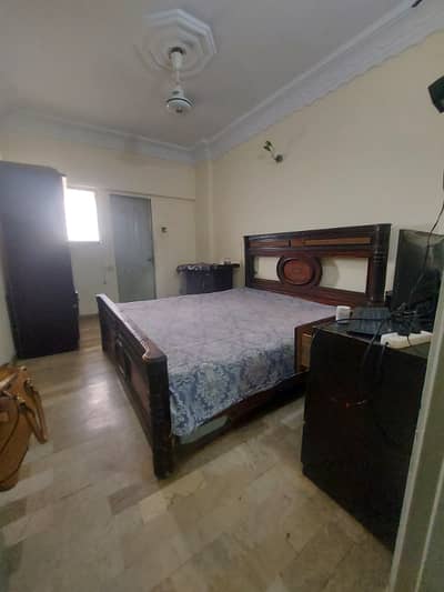 3 Bed Dd Flat For Rent With Roof
