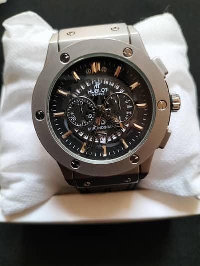 Men's watch heavy weight
