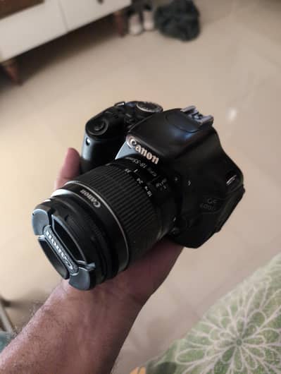 DSLR canon 600d camera