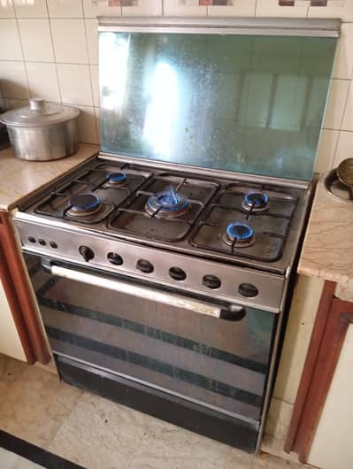 Admiral brand 5-burner Cooking Range for Sale
