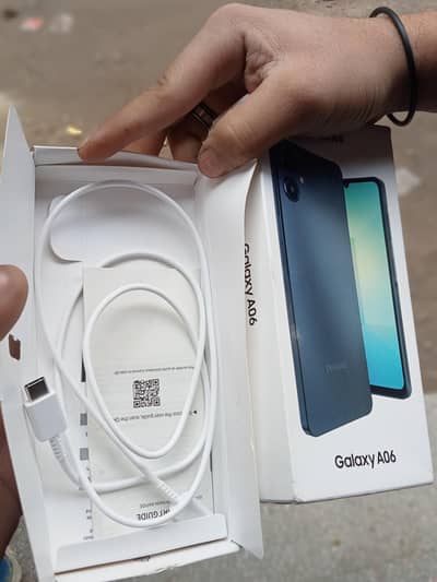 Samsung Ao6 mobile orgent for sale with box