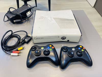 XBox 360 Gaming Console