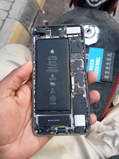 iphone 8plus camera and bettry and finger sb okay