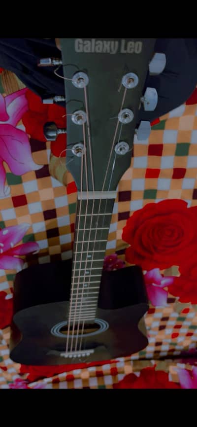 Guitar with bag cheap urgent sale