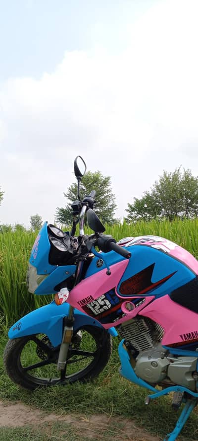 Yamaha YBR 125 2016 blue Exchange with car option Available