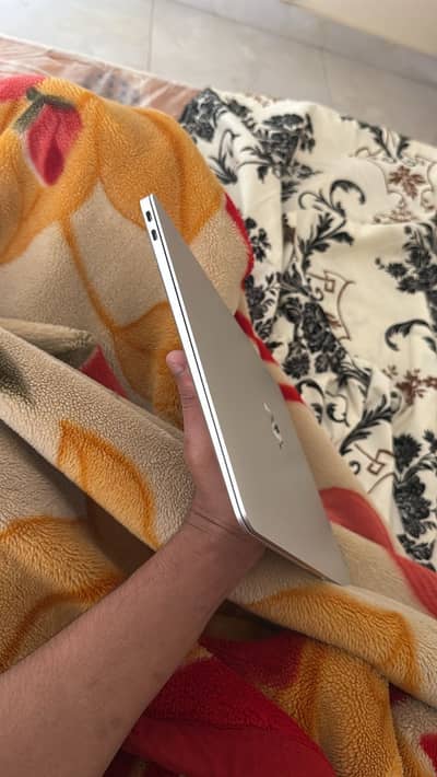 Macbook M1 Air