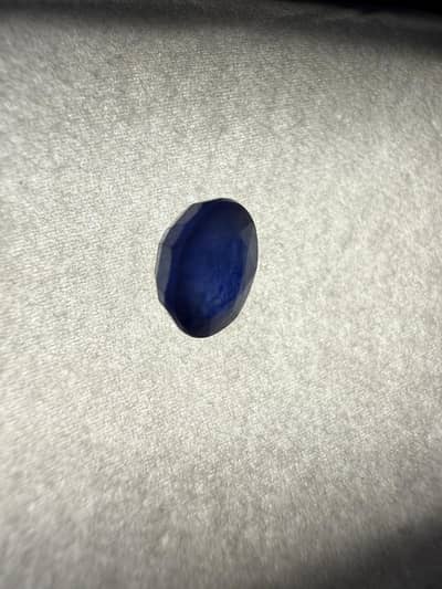 Sapphire gem | beautiful oval cut sapphire