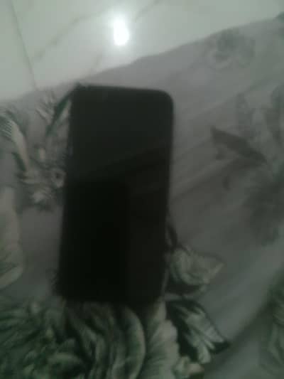 iphone 7 32gb/ 81 health