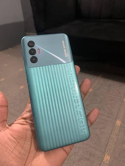 Tecno spark 8 pro