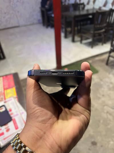 14 pro max hk modal urgent for sale