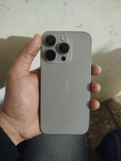 i phone 15 pro non pta factory unlocked lla Model condition 10/10 lush