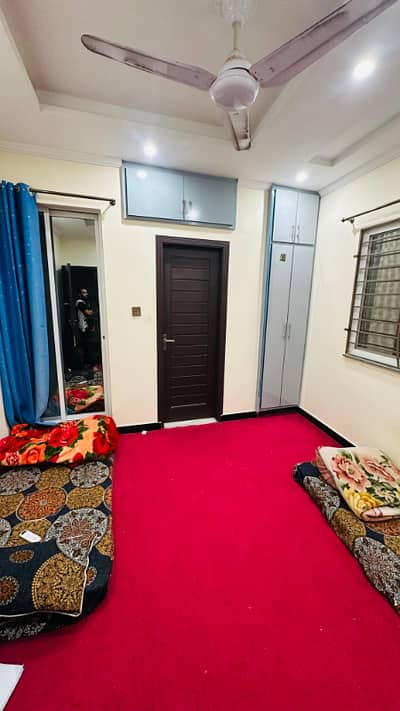 Premium Sharing Rooms Available for Commercial Market, Satellite Town, Rawalpindi