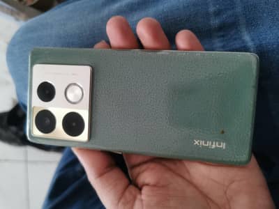 infinix note 40 pro with box and charger No exchange