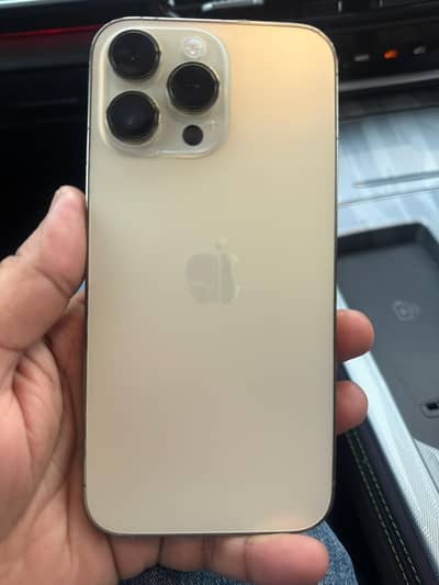 iPhone officially pta