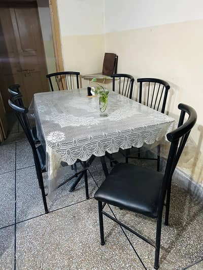 DINNING TABLE (6 CHAIRS)