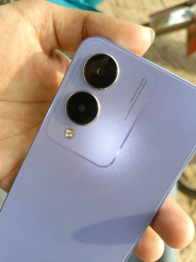 vivo y17s
