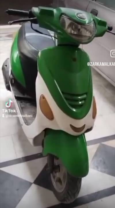 petrol Scooty for sell