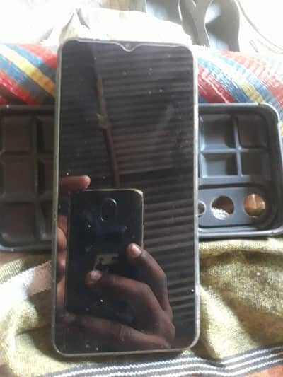 Panel change Without Box condition Pic ma hai Exchange possible