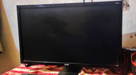 All in one (24 inches LCD+I5 6th generation PC)