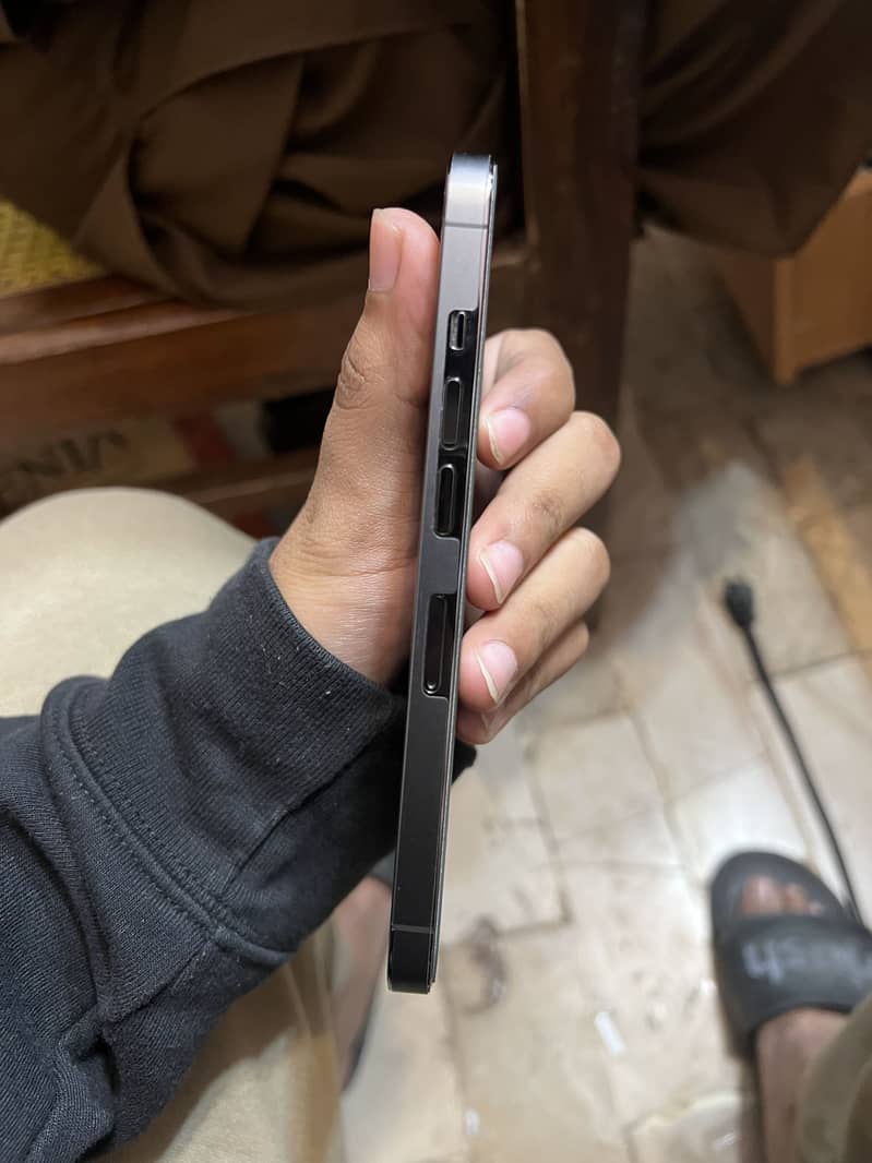 IPHONE 13PRO water pack  phone 1