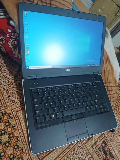 i5, 4th , 8/256 ssd with 2 gb graphic card