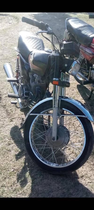 HONDA CG 125 (BLACK) Urgent sale