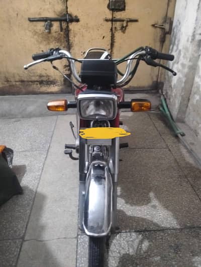 Good condition model 2022 nice average phone number 03234949551