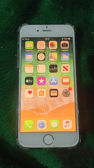 apple iphone 6 pta approved lil break show in pic  64gb all good