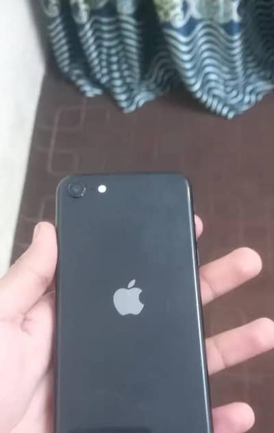 I phone se 2020 water pack