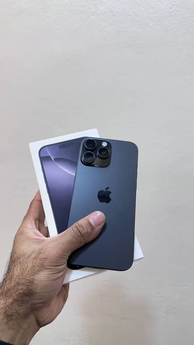 IPhone 16 pro max factory unlock black titanium