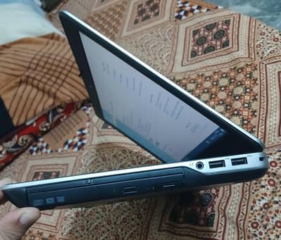 i5, 4th gen, 8/ 256 ssd with graphic card