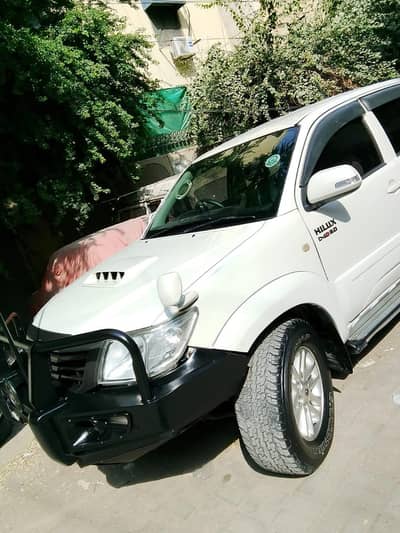 Toyota Hilux 2014 model Registration 2015