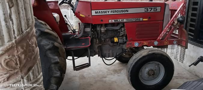 Massy Ferguson 375